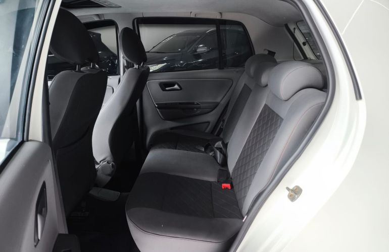 Volkswagen Fox 1.6 Msi Highline 16v - Foto #9