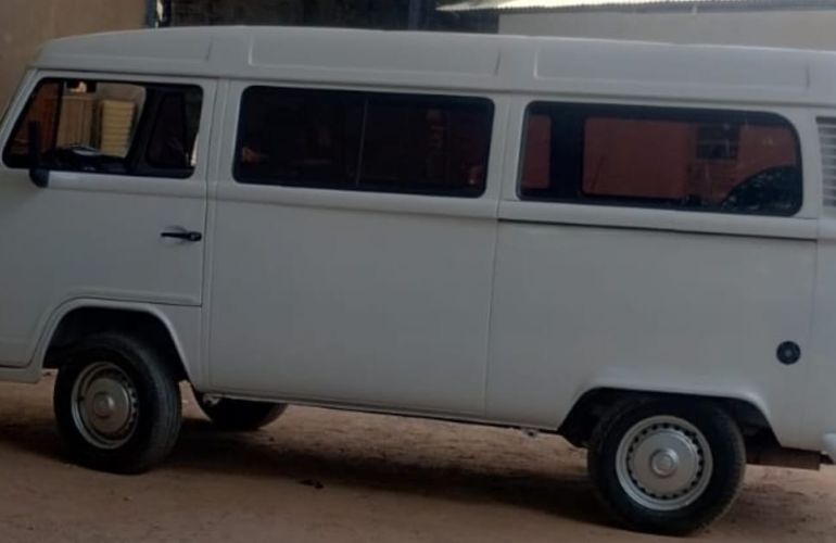 Volkswagen Kombi Standard 1.4 (Flex) - Foto #3