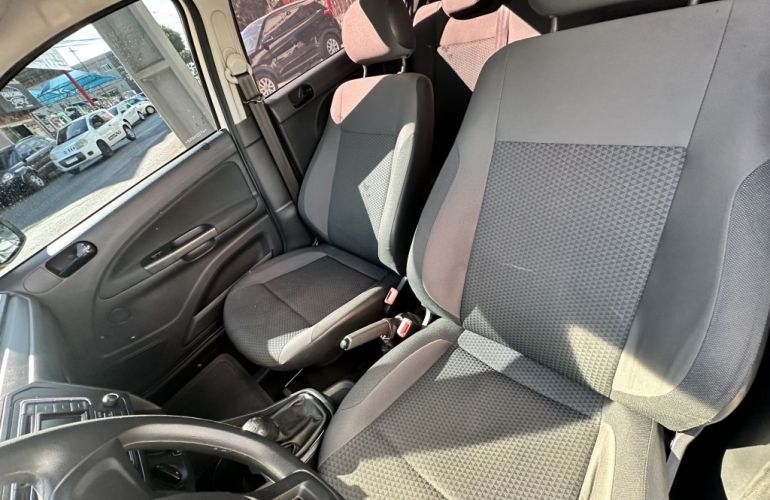 Volkswagen Voyage 1.6 MSI (Flex) - Foto #7