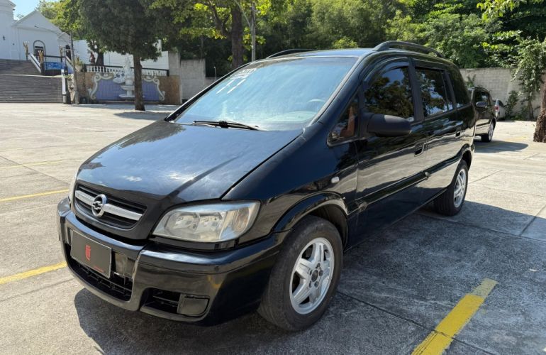Chevrolet Zafira 2.0 MPFi Comfort 8V Flex 4p Manual - Foto #1
