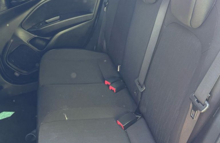 Fiat Argo 1.0 Firefly Drive - Foto #9