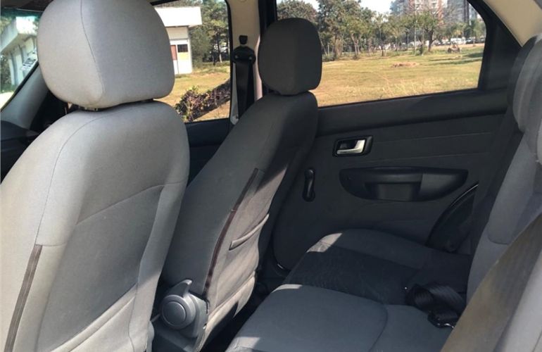 Fiat Siena 1.4 MPi El 8V Flex 4p Manual - Foto #9