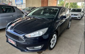 Ford Focus Hatch SE 2.0 16V PowerShift