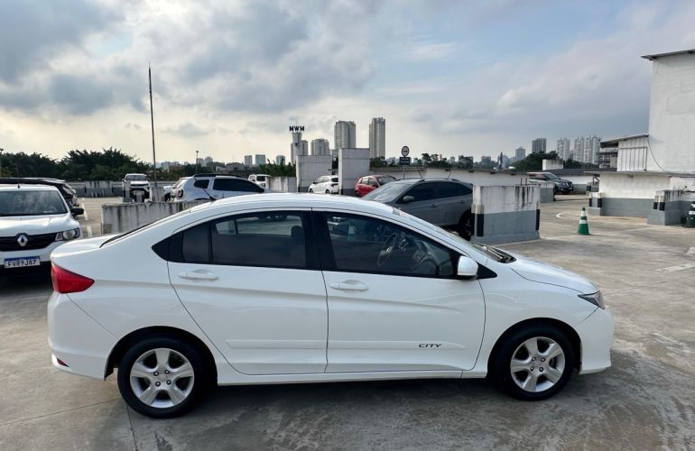 Honda City 1.5 DX 16v - Foto #6