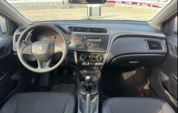 Honda City 1.5 DX 16v - Foto #10