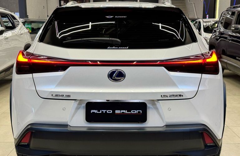 Lexus Ux 250h 2.0 Vvt-i Dynamic - Foto #5