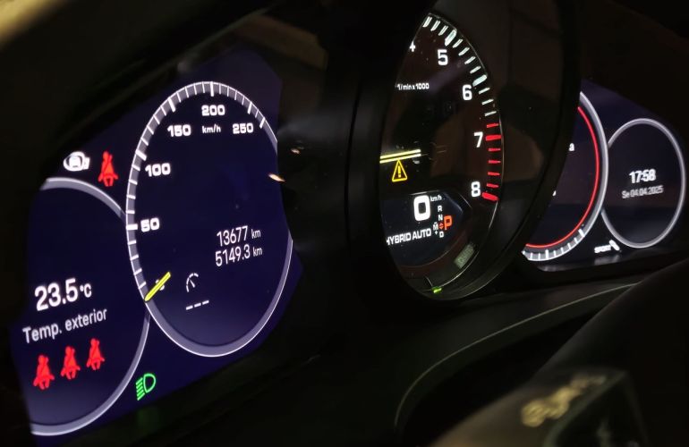 Porsche Cayenne 3.0 V6 E-hybrid AWD S - Foto #8