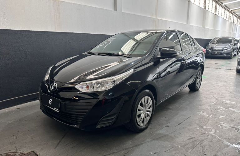 Toyota Yaris 1.5 16V Flex Sedan Xl Live Multidrive - Foto #4