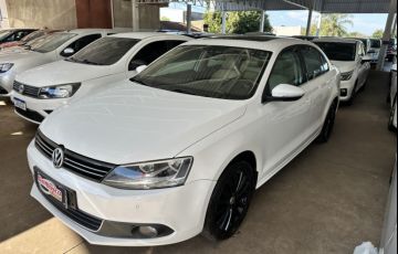 Volkswagen Jetta 2.0 TSI Highline DSG