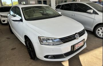 Volkswagen Jetta 2.0 TSI Highline DSG - Foto #3