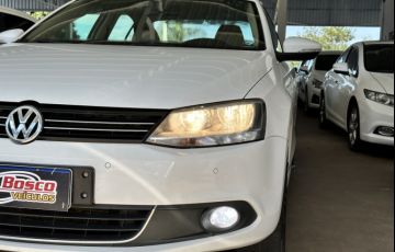 Volkswagen Jetta 2.0 TSI Highline DSG - Foto #5