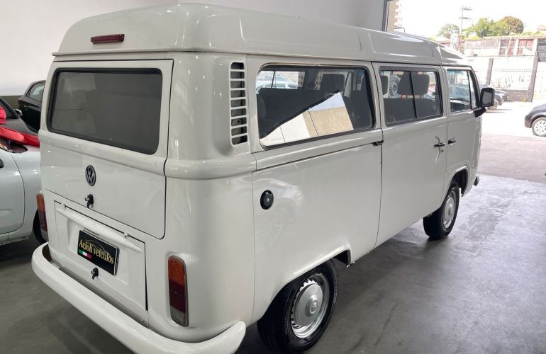 Volkswagen Kombi 1.4 Mi Std Lotação 8V Flex 3p Manual - Foto #4