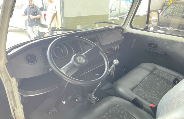 Volkswagen Kombi 1.4 Mi Std Lotação 8V Flex 3p Manual - Foto #9