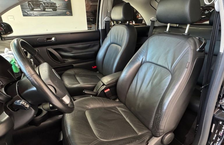 Volkswagen New Beetle 2.0 Mi 8v - Foto #6