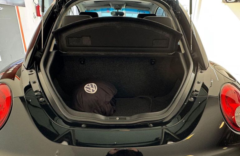 Volkswagen New Beetle 2.0 Mi 8v - Foto #9