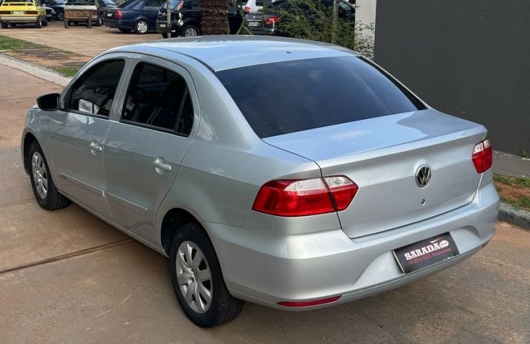 Volkswagen Voyage 1.0 Mi 8v - Foto #8