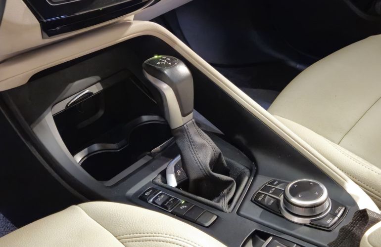 BMW X1 2.0 16V Turbo Sdrive20i - Foto #10