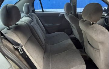 Chevrolet Astra Sedan 2.0 16V - Foto #6