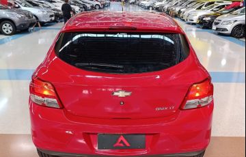 Chevrolet Onix 1.0 MPFi LT 8v - Foto #5
