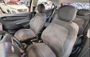 Chevrolet Onix 1.0 MPFi LT 8v - Foto #8