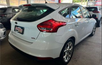 Ford Focus Hatch SE 2.0 PowerShift - Foto #5