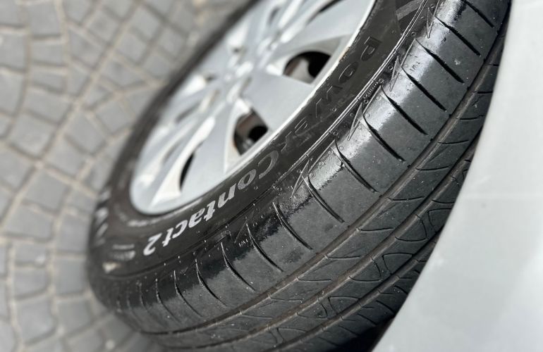 Hyundai Hb20s 1.6 Comfort Plus 16v - Foto #10