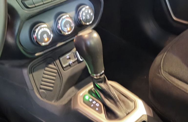 Jeep Renegade 1.8 16V Sport - Foto #10