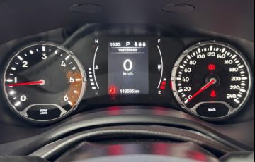 Jeep Renegade 2.0 16V Turbo Night Eagle 4x4 - Foto #5