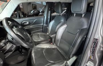Jeep Renegade 2.0 16V Turbo Night Eagle 4x4 - Foto #6
