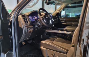 RAM 2500 6.7 Laramie 4x4 CD I6 Turbo 4p - Foto #8