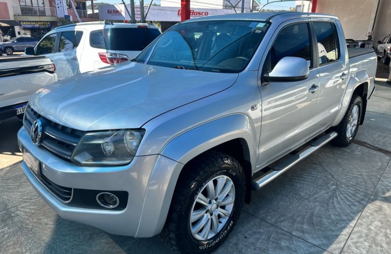 Volkswagen Amarok 2.0 CD 4x4 TDi Highline (Aut) - Foto #1