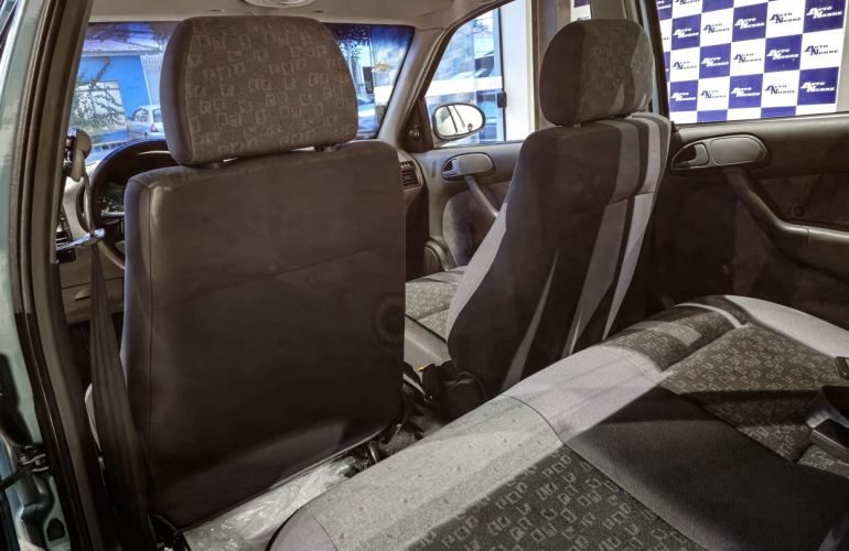 Volkswagen Gol 1.6 Mi Cl 8v - Foto #9