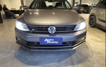 Volkswagen Jetta 2.0 TSi Highline 211cv - Foto #2