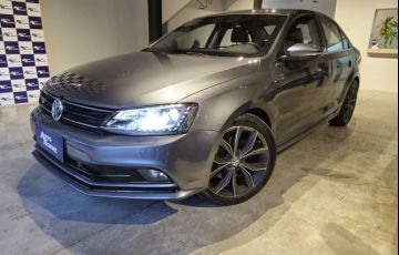 Volkswagen Jetta 2.0 TSi Highline 211cv - Foto #3