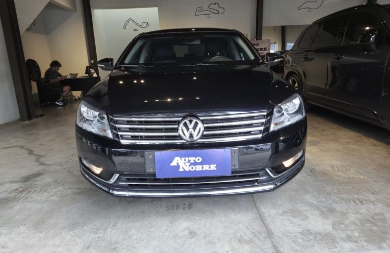 Volkswagen Passat 2.0 TSi 16v - Foto #2