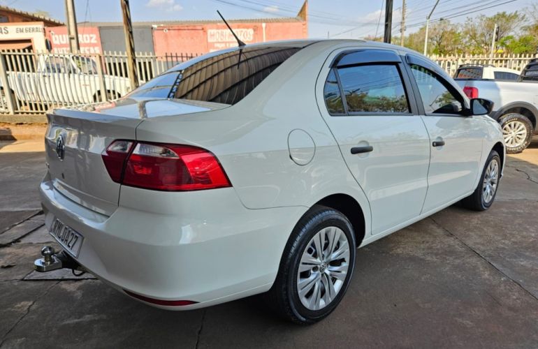 Volkswagen Voyage 1.6 MSI (Flex) - Foto #8