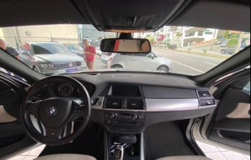 BMW X5 4.4 V8 Turbo Xdrive50i Security - Foto #4