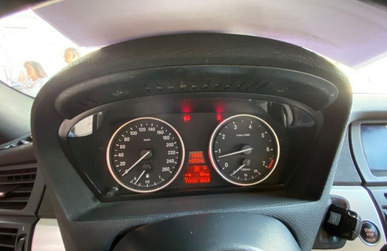 BMW X5 4.4 V8 Turbo Xdrive50i Security - Foto #5