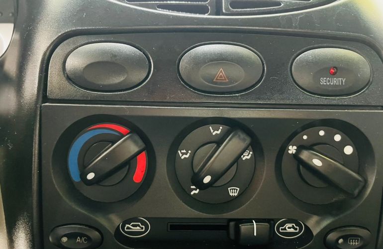 Chery Qq 1.1 MPFi 16v - Foto #9