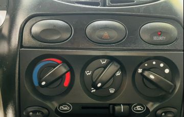 Chery Qq 1.1 MPFi 16v - Foto #9