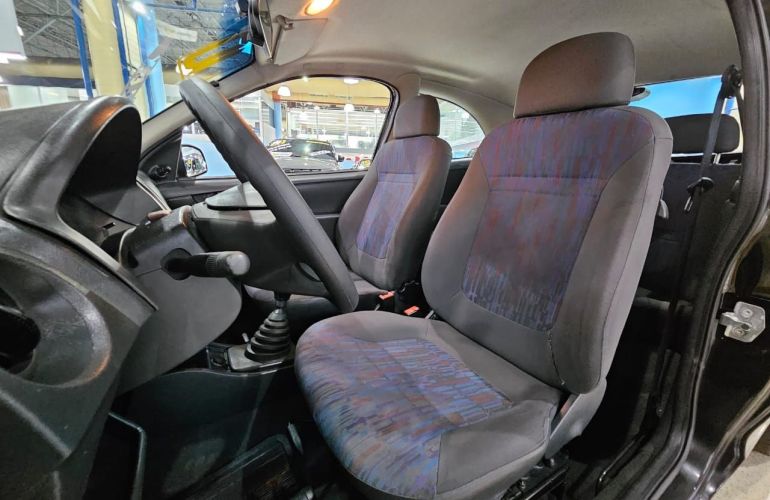 Chevrolet Celta 1.0 MPFi Vhce Life 8v - Foto #3