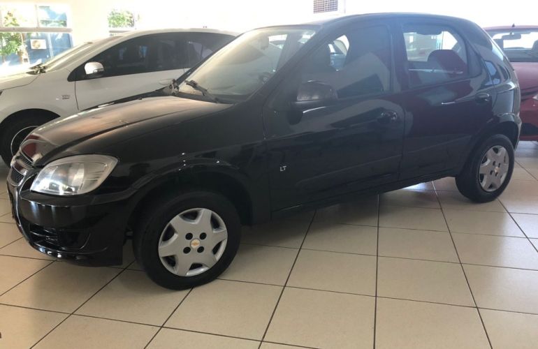 Chevrolet Celta LT 1.0 (Flex) - Foto #2