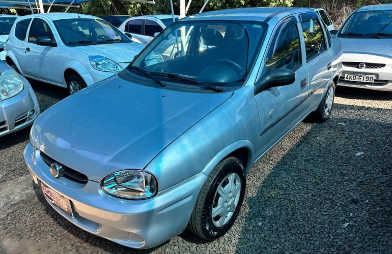 Chevrolet Corsa Sedan Classic Life 1.0 Vhc - Foto #1