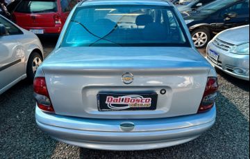 Chevrolet Corsa Sedan Classic Life 1.0 Vhc - Foto #5