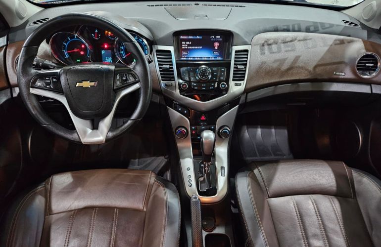Chevrolet Cruze 1.8 LTZ Sport6 16v - Foto #2