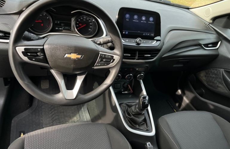 Chevrolet Onix 1.0 LT (Flex) - Foto #10