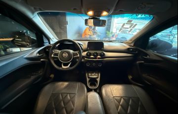 Fiat Cronos 1.3 Firefly Flex Drive Gsr - Foto #8