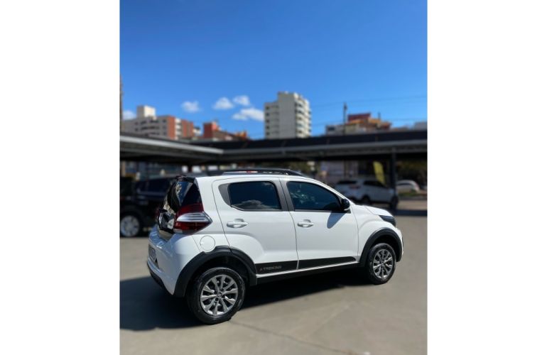 Fiat Mobi 1.0 Trekking - Foto #3
