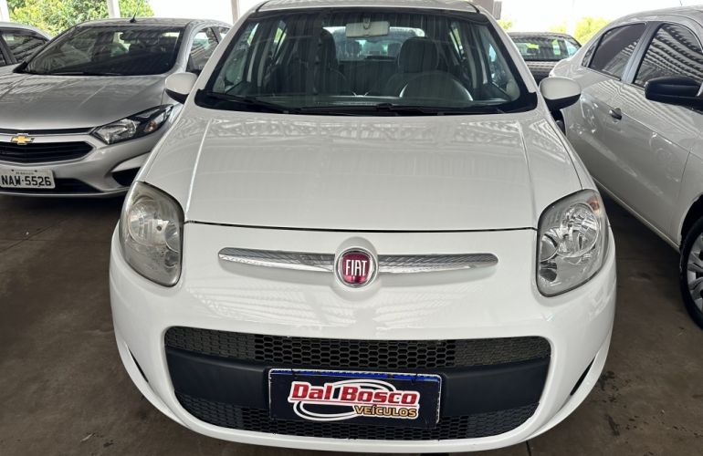 Fiat Palio Attractive 1.0 8V (Flex) - Foto #2