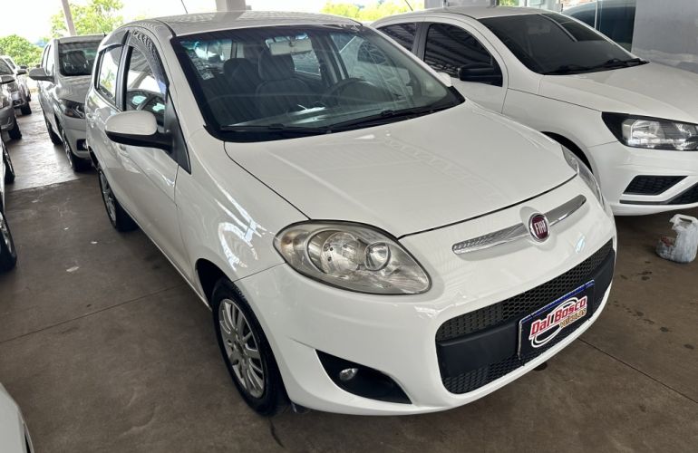 Fiat Palio Attractive 1.0 8V (Flex) - Foto #3
